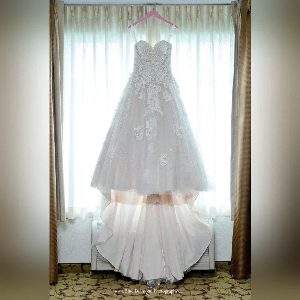 Essence of Australia Wedding Dress